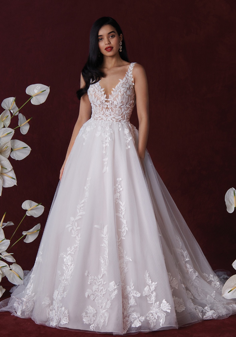 Sequined Lace and Tulle Ball Gown Justin Alexander Wedding Dress Hosanna