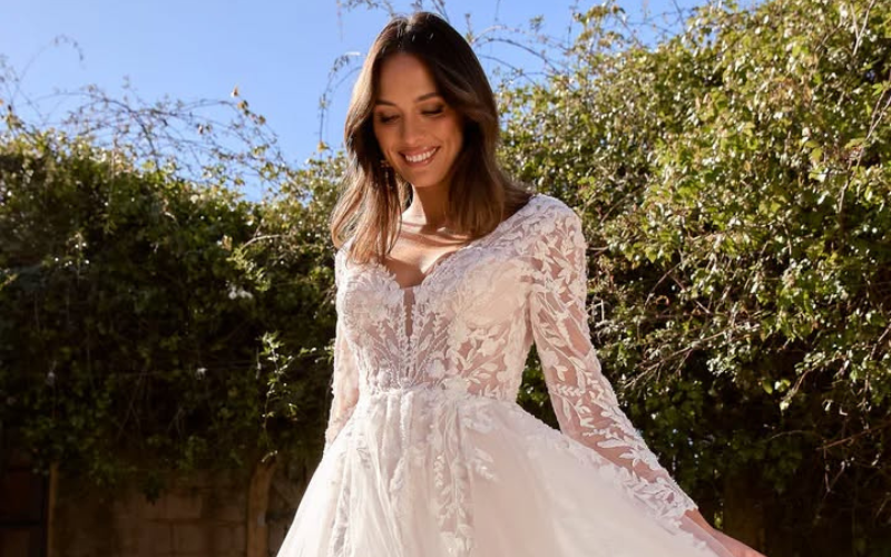 How to Choose a Wedding Dress: Trendy vs. Timeless Styles how to choose a wedding dress | K&B Bridals
