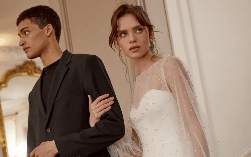 How to Choose the Perfect Wedding Dress for a Courthouse Wedding Elegant couple in stylish attire.