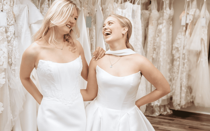 Modern Wedding Dress Styles vs. Classic Bridal Looks: How to Find Your Perfect Gown Modern Wedding Dress Styles vs. Classic Bridal Looks How to Find Your Perfect Gown 1